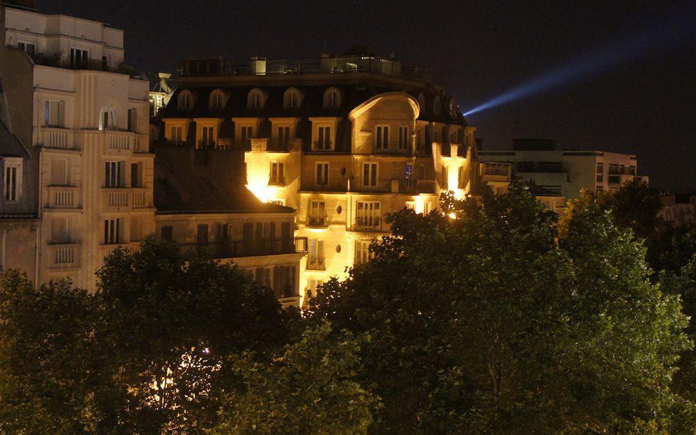 Hotel Regina Montmartre Paris Exterior photo